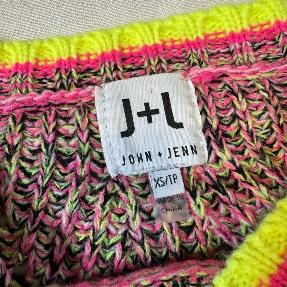 John + Jenn Pink and Green Neon Chunky Knit Cropped Sweater - Picture 3 of 8